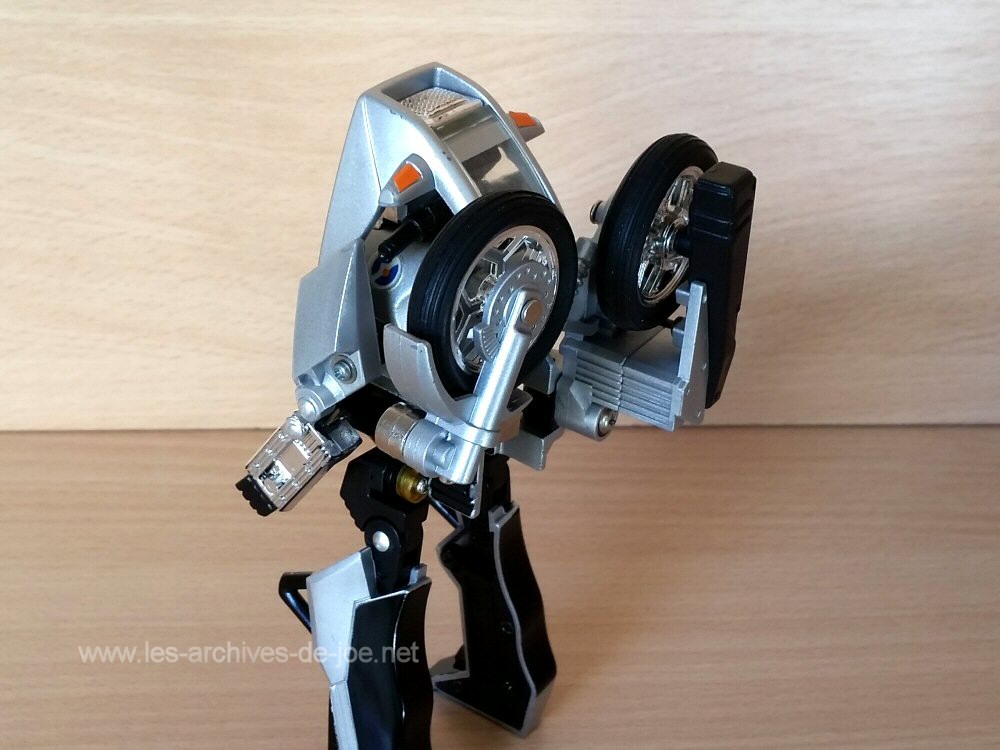 Super Gobots Throttle - mode robot