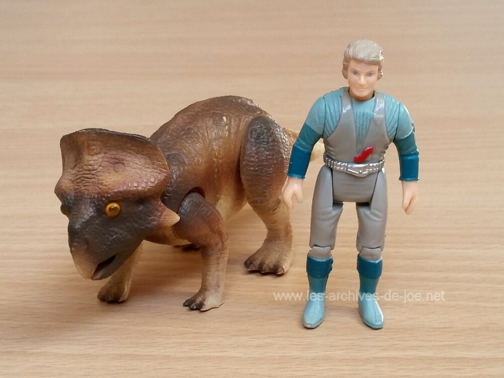 Dino-Riders Protocératops Valorien avec Kanon